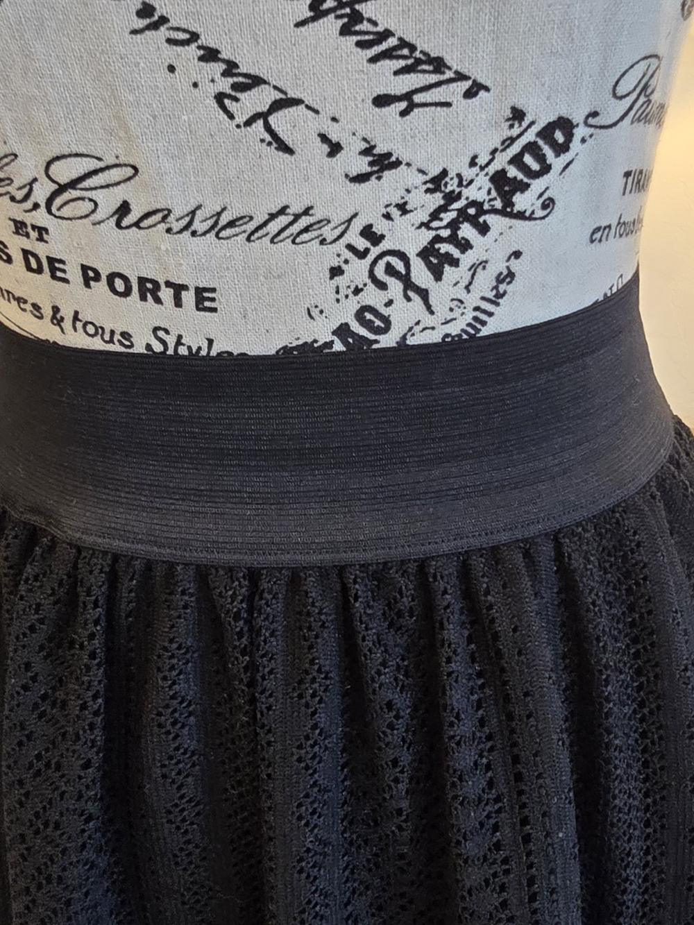 Studio Black Lace Circle Skirt - Picture 3 of 5